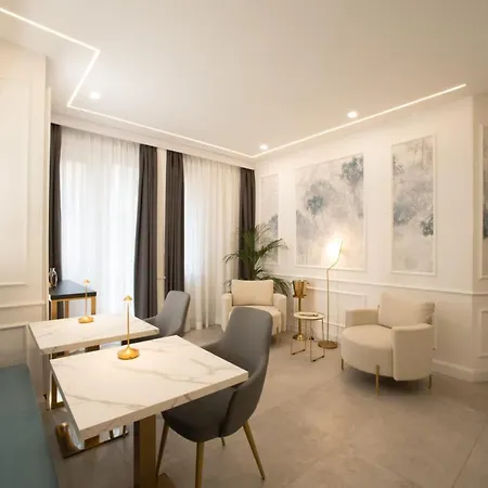Borsieri Luxury - *